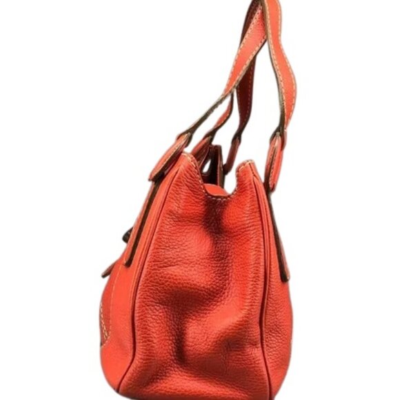 Tod's burnt orange pebbled leather shoulder bag - Picture 6 of 15